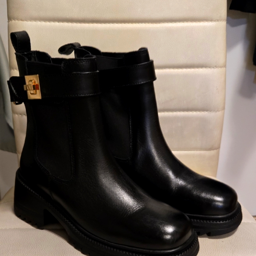 Black Leather Ankle Boots
